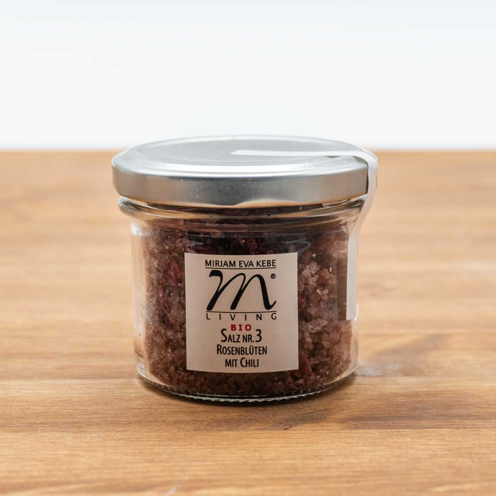 Gewürzsalz mit Rosenblüten