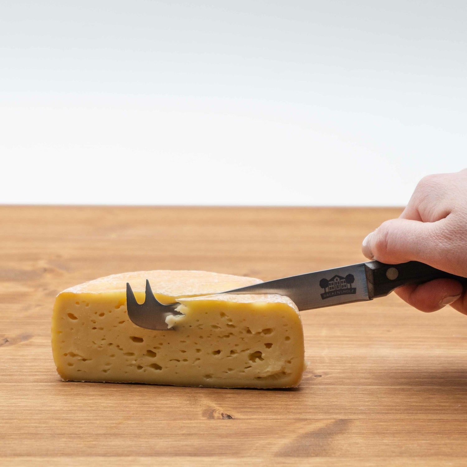 Italienisches Käsemesser