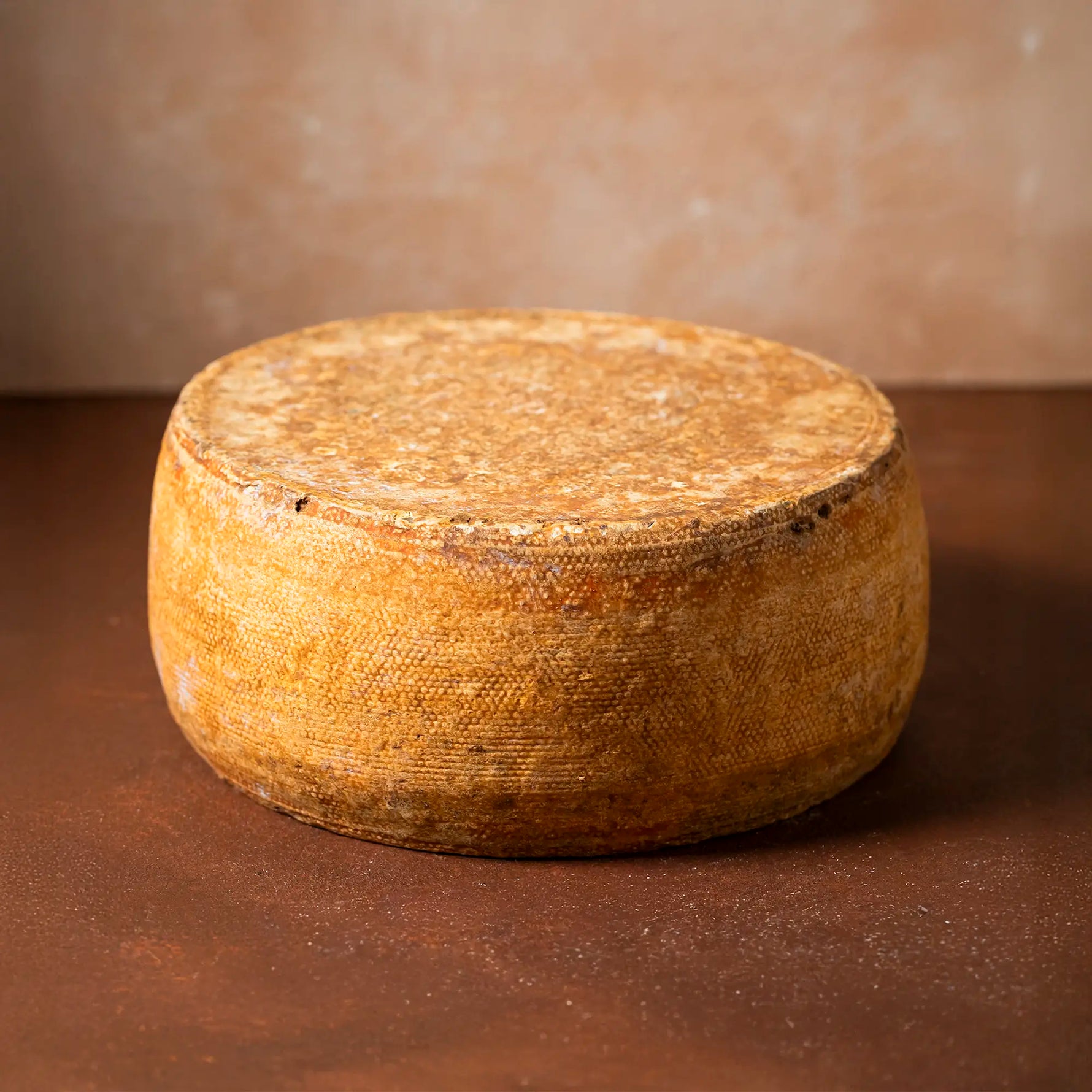 Deichkäse alt ganzer Laib