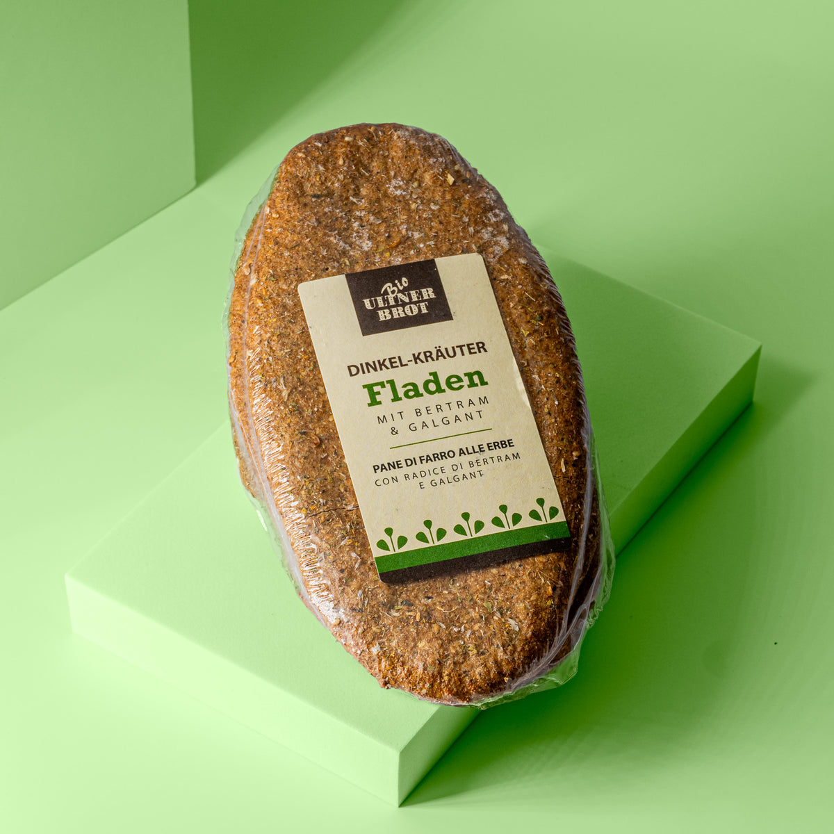 Dinkel-Kraeuter Fladen liegend.