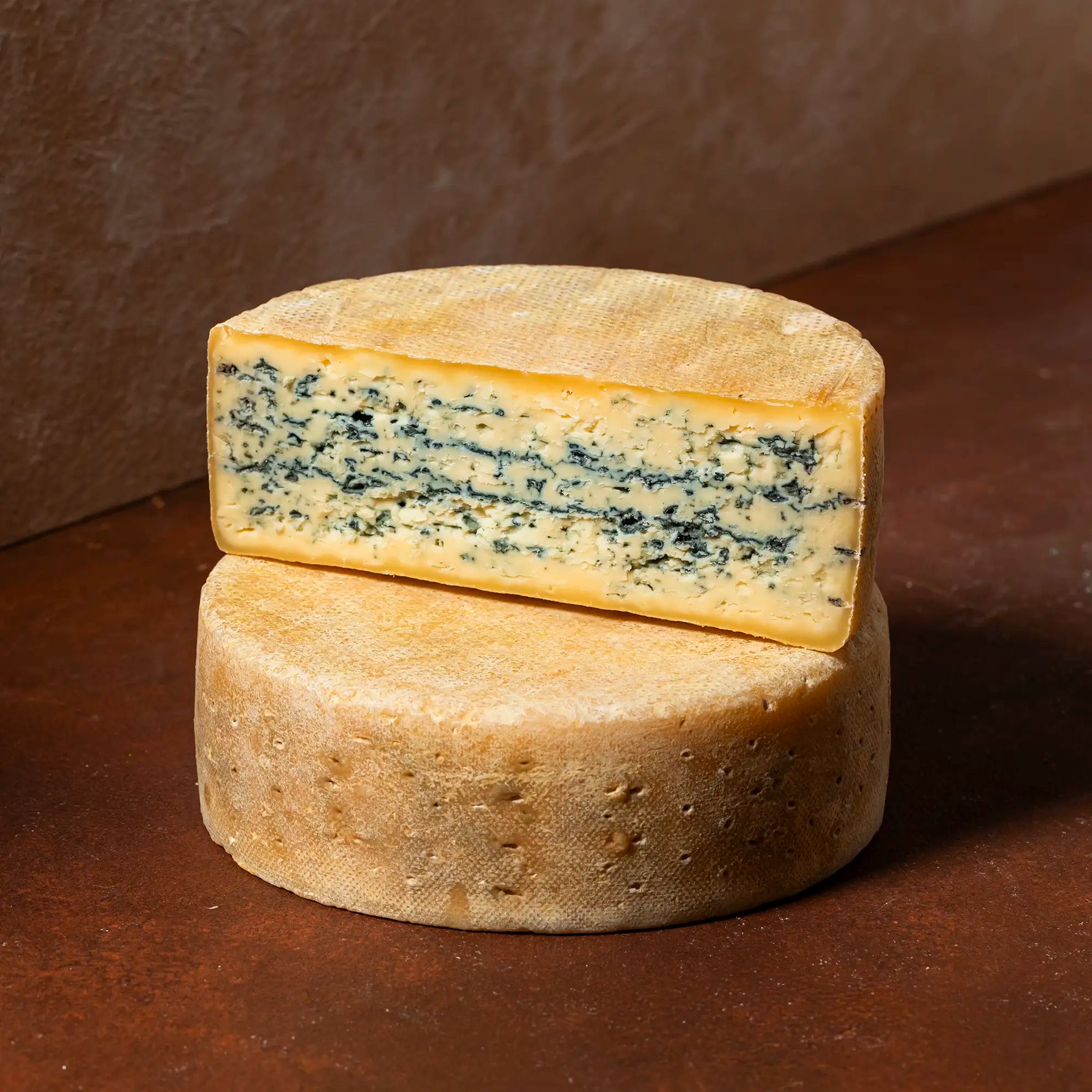 Friesisch Blue angeschnitten