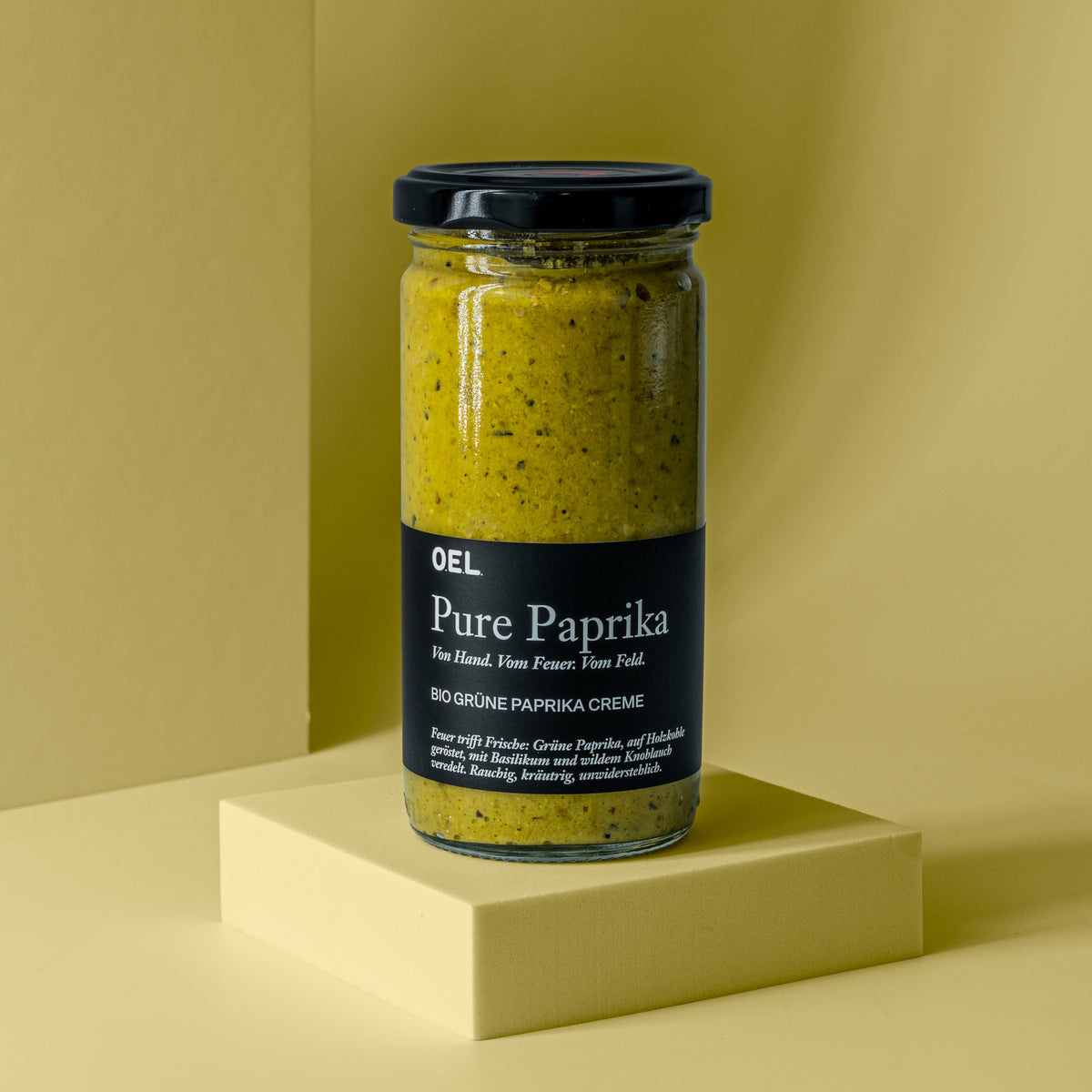 Glas grünes Paprikapesto