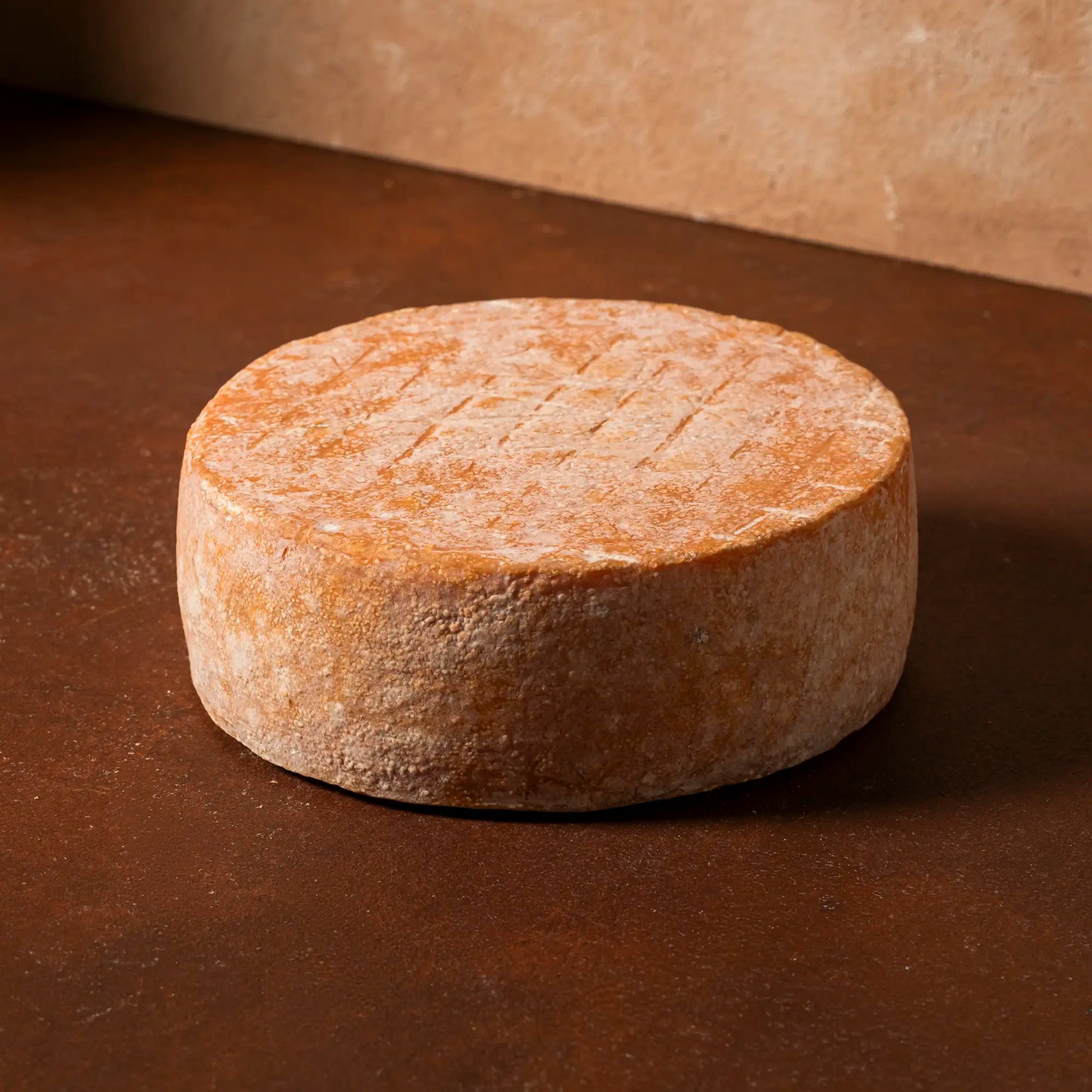 Kleine Ziege ganzer Laib